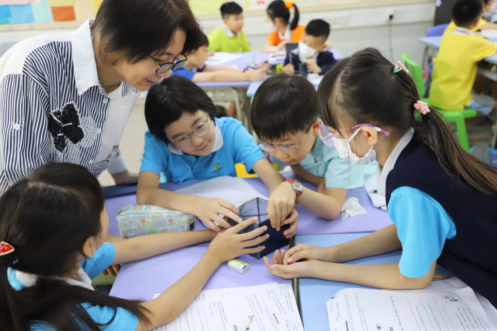 教育+校長室-福建中學附屬學校-全人教育-徐區懿華校長