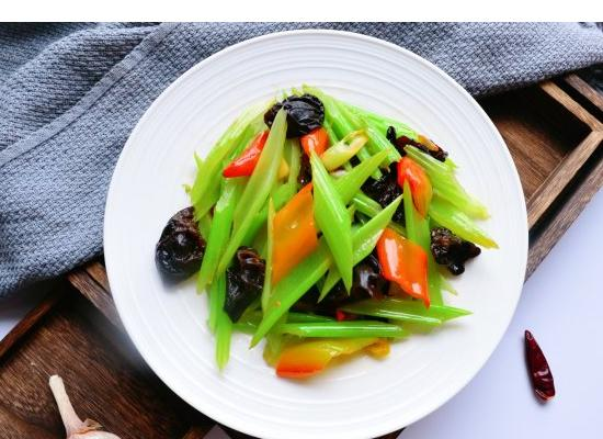 健康-時令養生-中醫食療-腦鳴