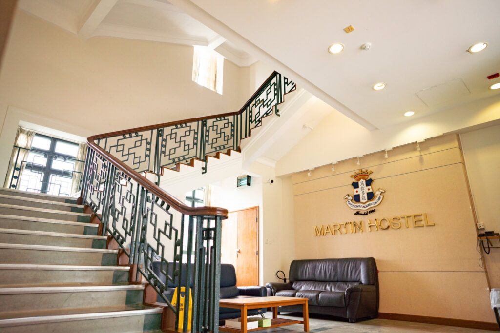 聖士提反書院-直資中學-校長室-寄宿-升學-校友2