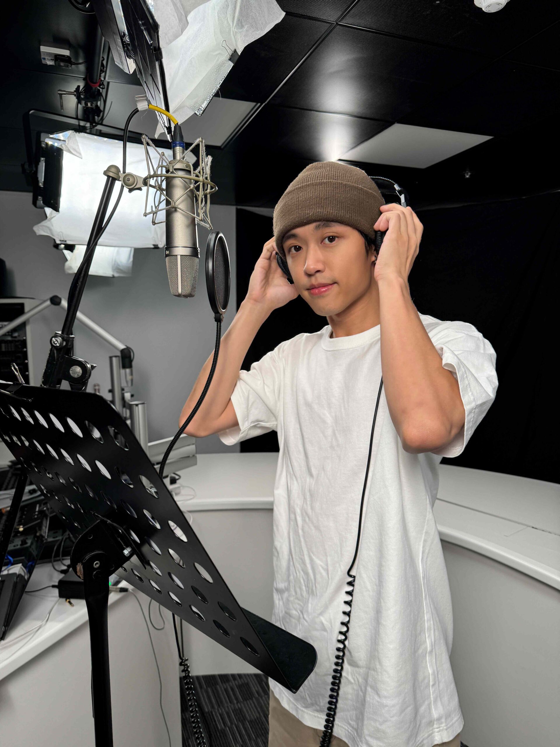 娛樂-新城廣播台歌-沿途有我