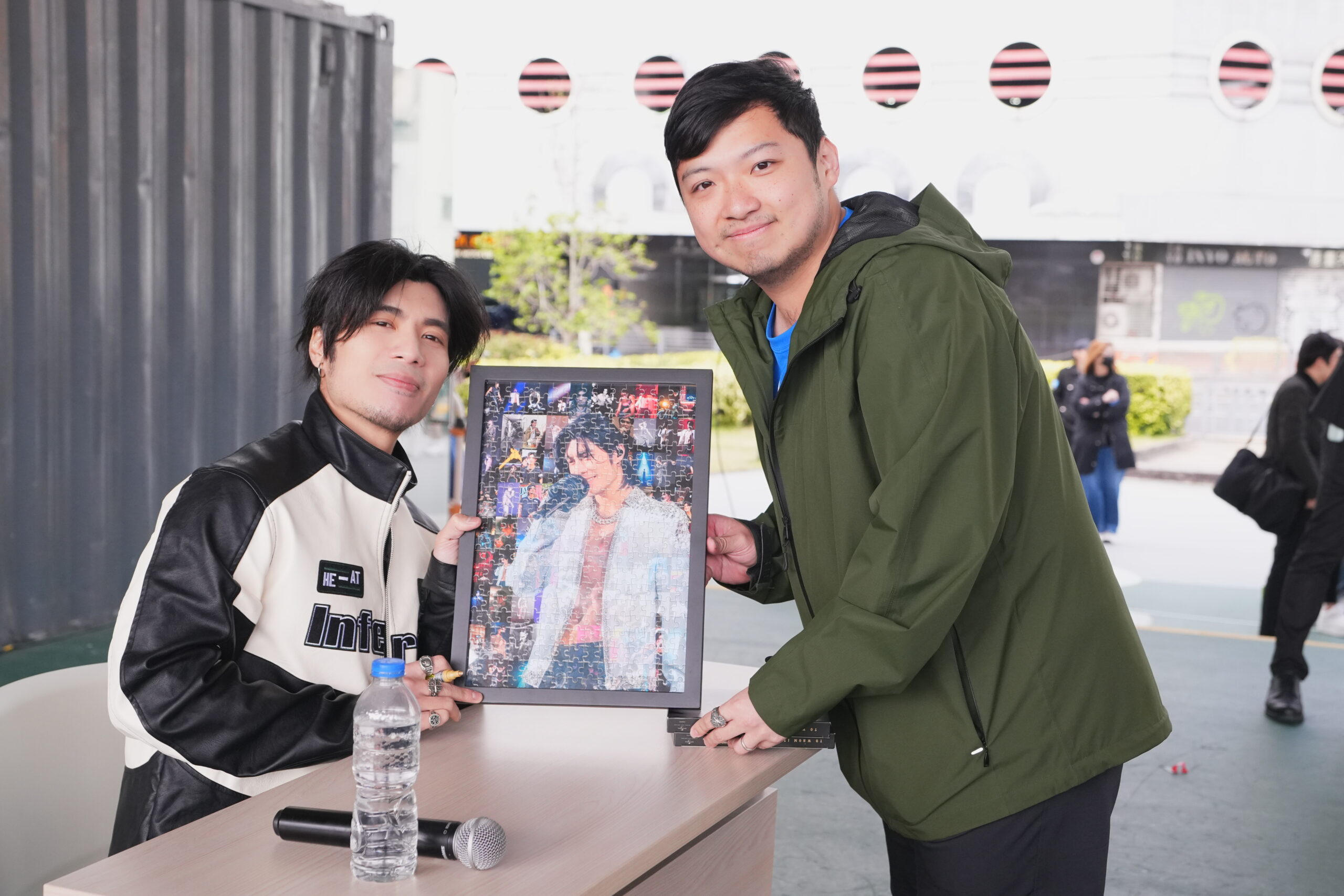 娛樂-周殷廷-觀塘busking-簽名會