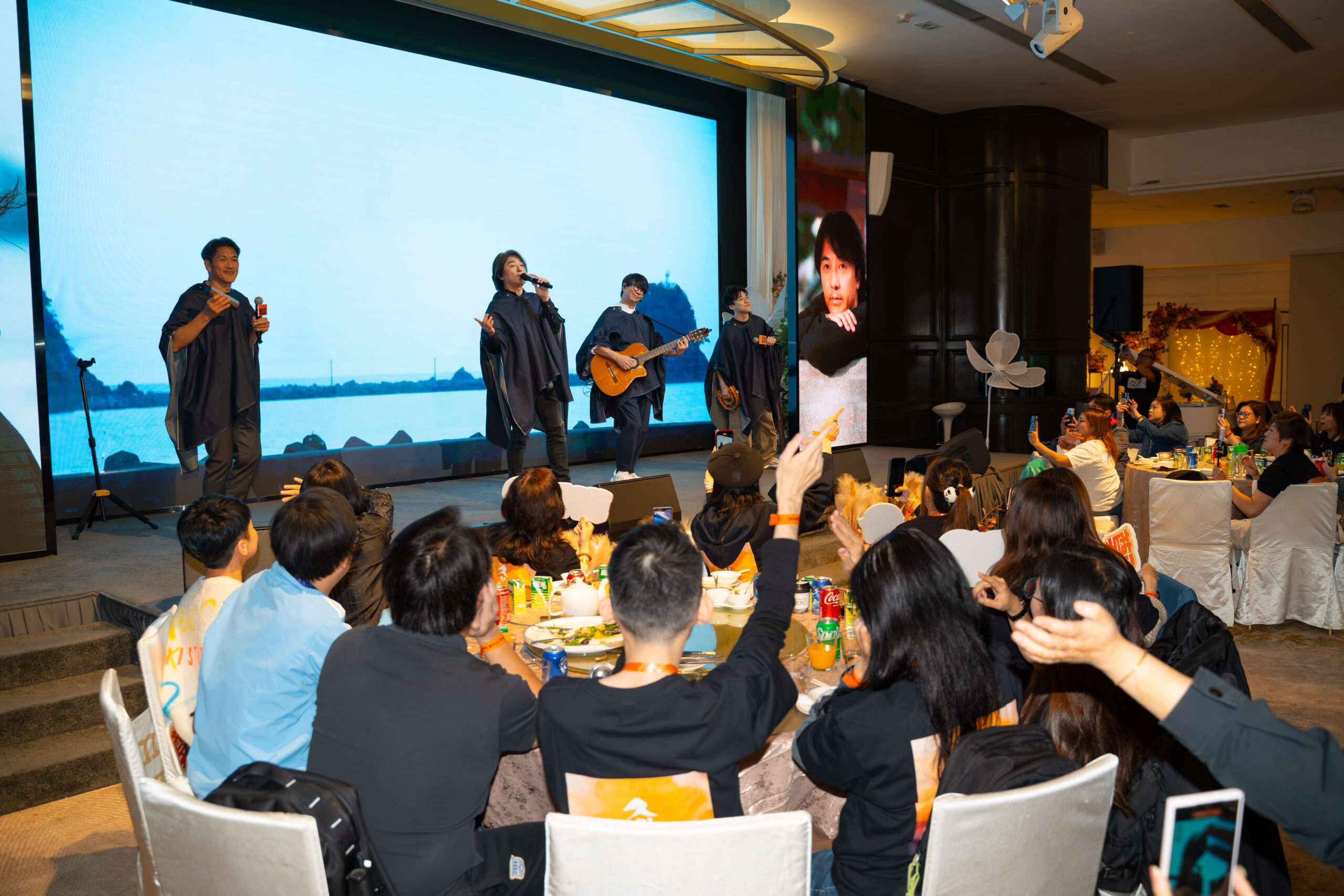 娛樂-鄭伊健-歌迷會成立33周年-珍貴照片出土