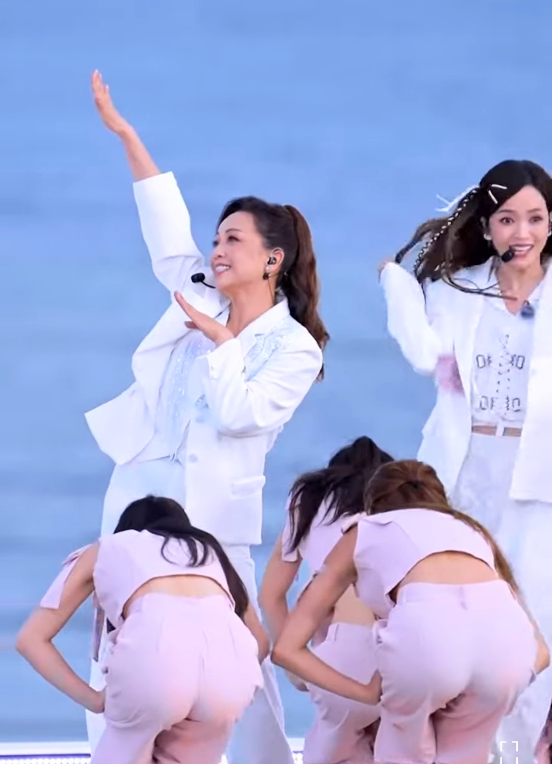 娛樂-鄧萃雯-乘風破浪的姐姐-組女團