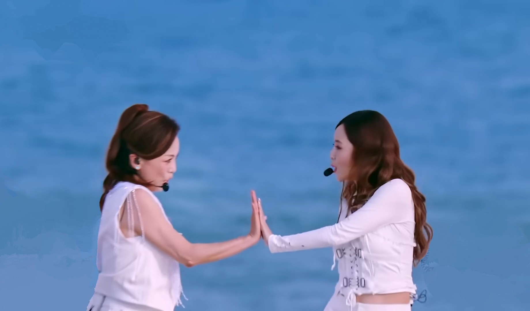 娛樂-鄧萃雯-乘風破浪的姐姐-組女團