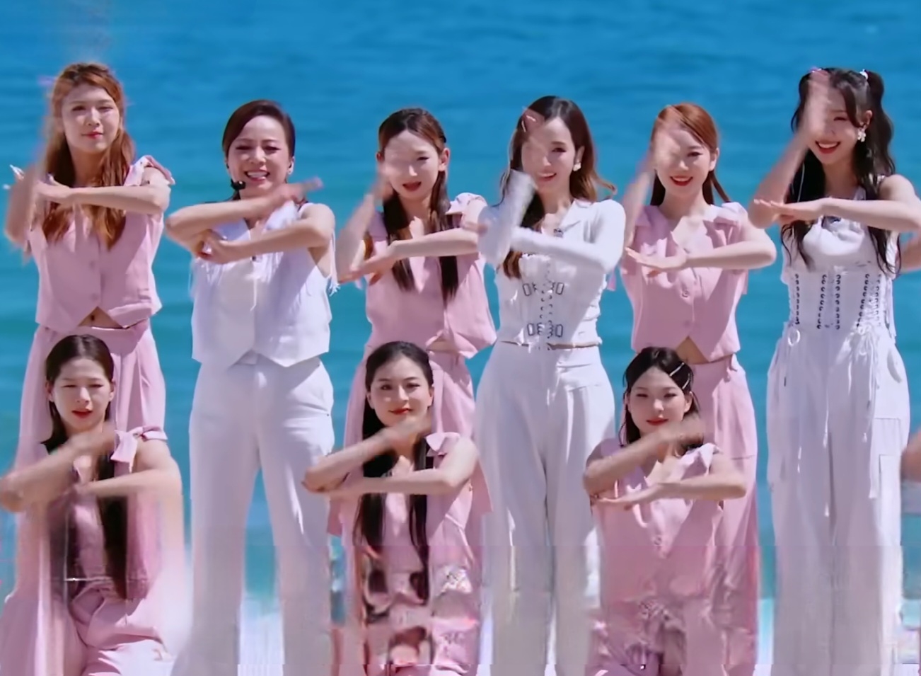 娛樂-鄧萃雯-乘風破浪的姐姐-組女團