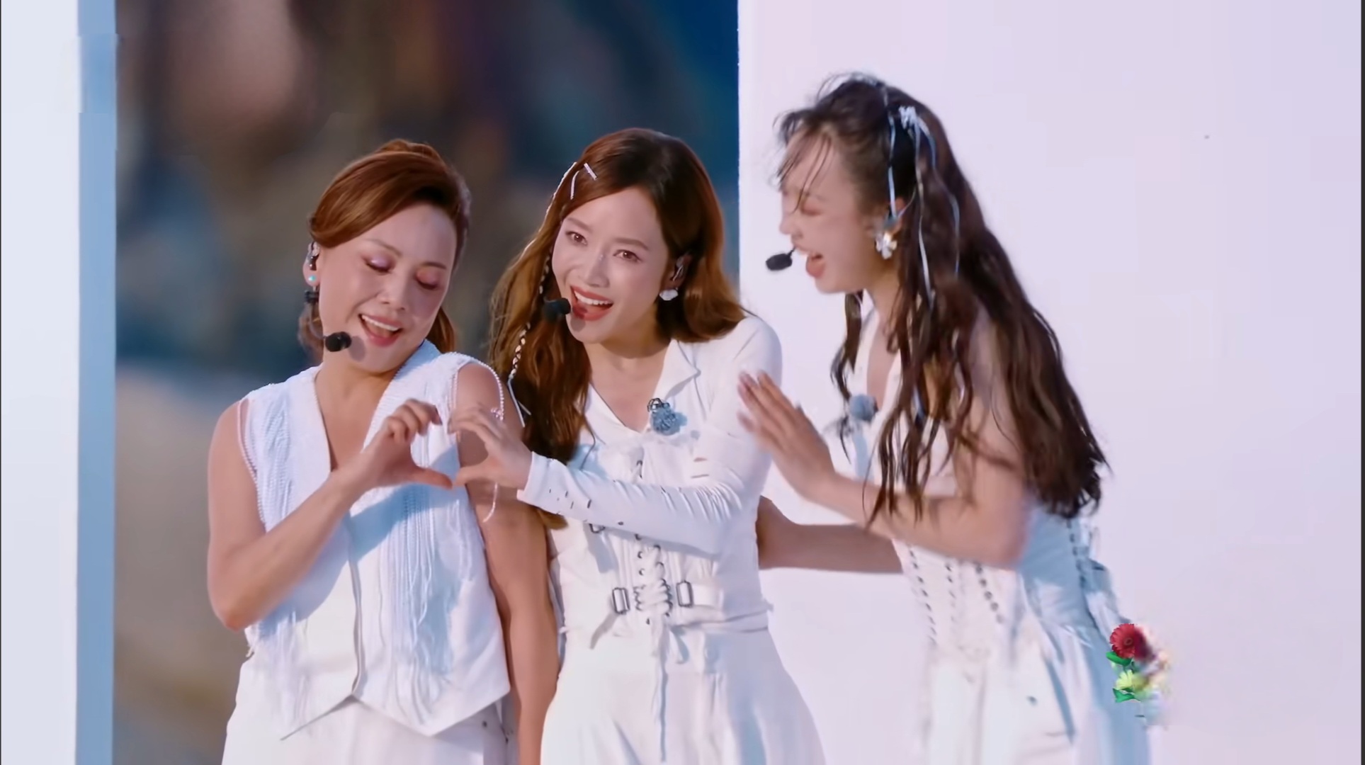 娛樂-鄧萃雯-乘風破浪的姐姐-組女團