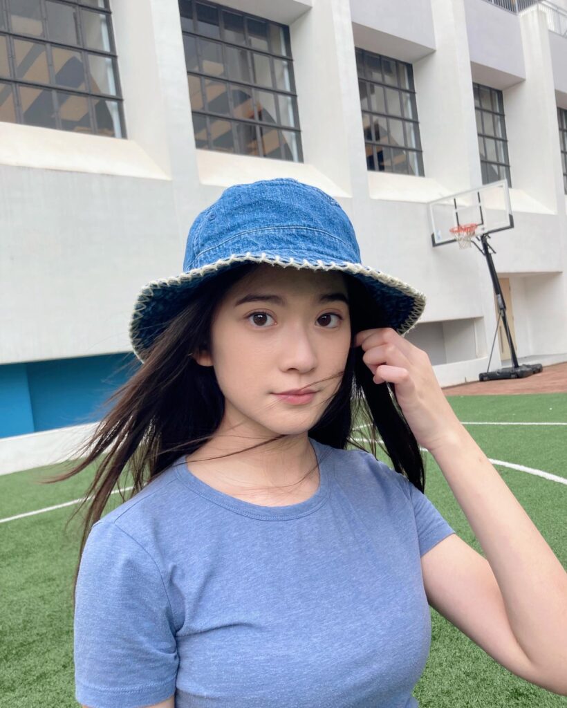 雲浩影-明星成長-歌手3