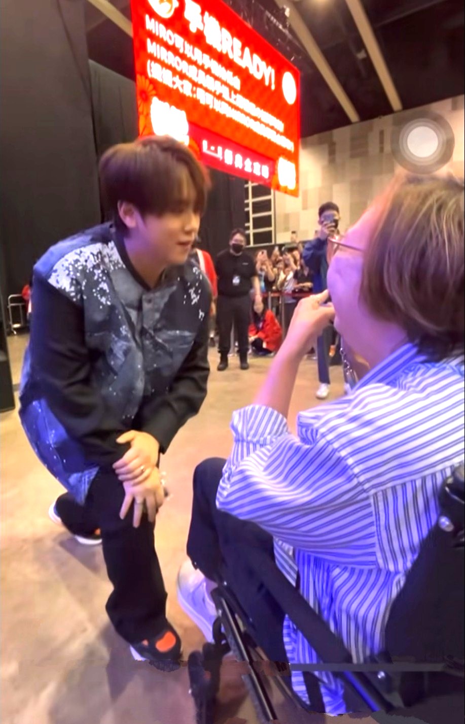 娛樂-miro見面祭-姜濤-單膝跪姜糖