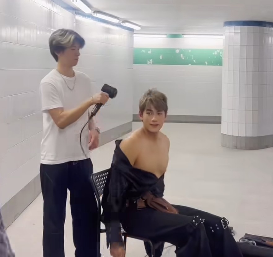 娛樂-Jeffrey魏浚笙-派福利-白色踢死兔